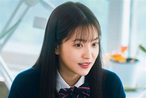 Red Velvet’s Yeri Displays Her Immersive Acting in Latest ‘Blue Birthday’ Trailer | KDramaStars