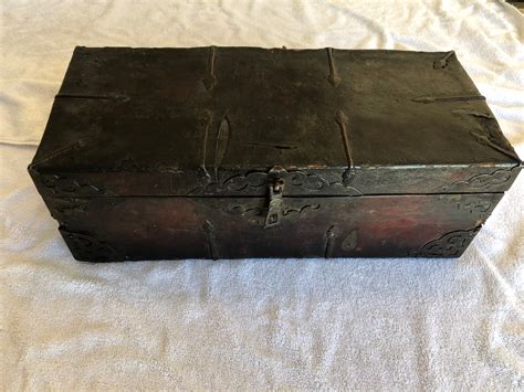 Authentic Treasure Chest (Really held Gold Doubloons) - Pirate Gold Coins