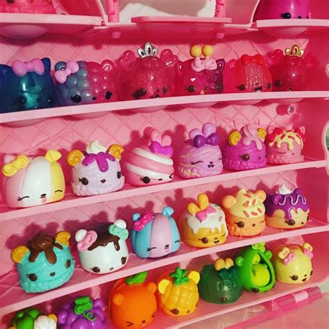 My Daughters New Num Nom case! | Nom noms toys, Num noms toys, Nostalgic toys