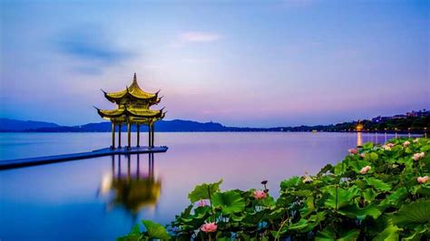 West Lake (Xi Hu) | Beijing Visitor - China Travel Guide