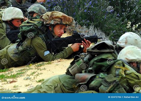 IDF - Israeli Infantry Corps Editorial Photo - Image: 32472706