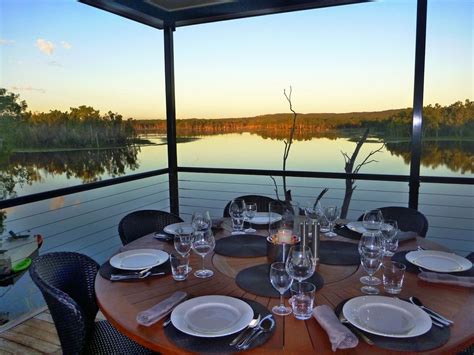 Lakeside Dining At Crystalbrook Lodge - Alquemie