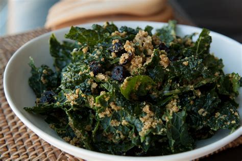 Dino Kale Super Salad – Amazing Foodie – Paleo, Vegan, and Vegetarian Recipes!