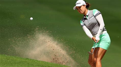 What to Wear Golfing Female: Practical and Stylish Outfit Ideas.