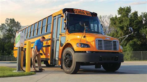 Thomas Built Buses Receives Nation’s Largest Electric School Bus Order