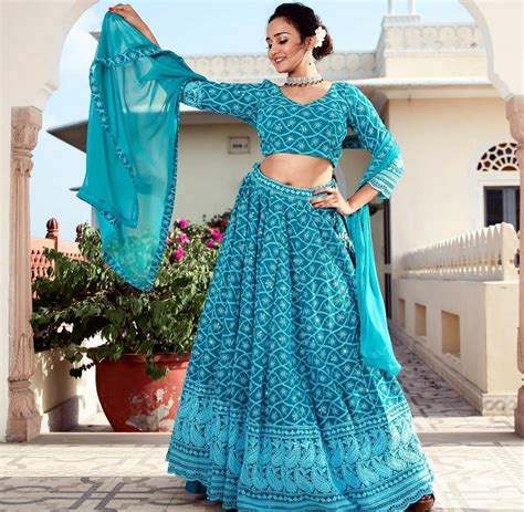 Set Your Eyes On Ashi Singh's Festive Looks & Unforgettable Fashion Goals