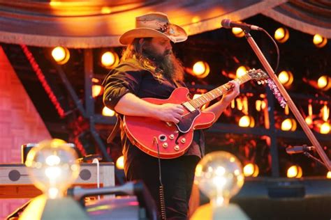 Chris Stapleton to Sing the National Anthem at Super Bowl