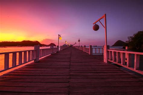 A Sunset View, Just for You! 6 Best Sunset Spots in Labuan Bajo ...