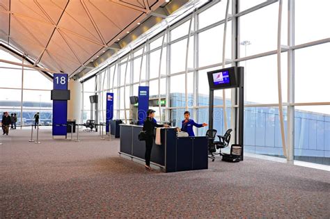 Hong Kong International Airport Boarding Gate Editorial Stock Image - Image: 29524429