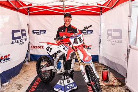 Honda’s Prototype Electric Dirt Bike Excels In Its First Official ...