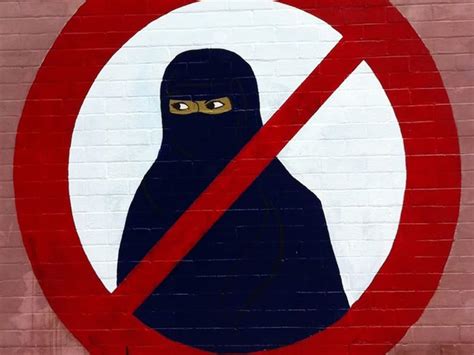 UP minister seeks ban on burqa