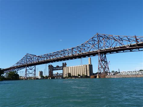 HistoricBridges.org - Chicago Skyway Toll Bridge Photo Gallery