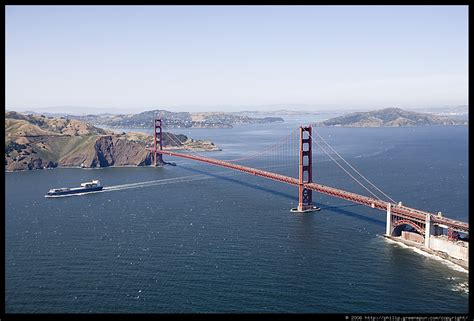 Photograph by Philip Greenspun: golden-gate-bridge-aerial-3