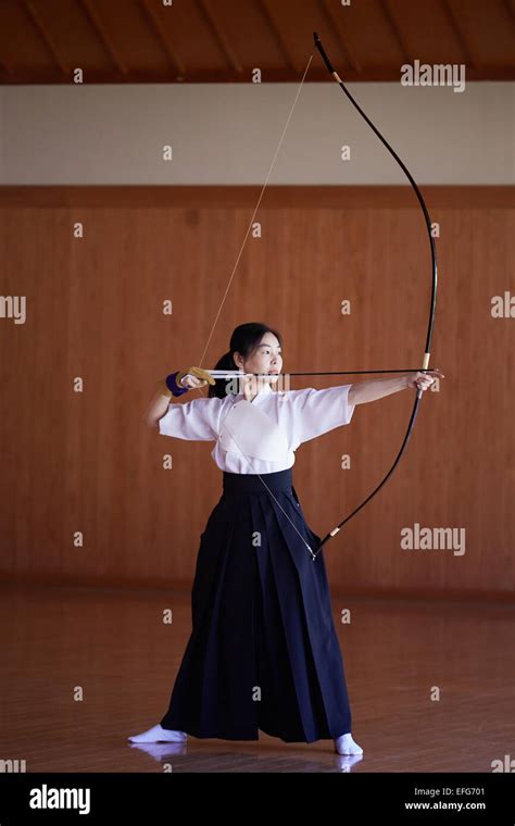 Japanese archery, Tokyo, Japan Stock Photo - Alamy