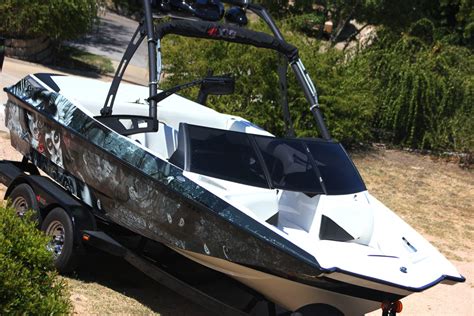 Boat Wraps | Vinyl Boat Wraps | Wake Graphics