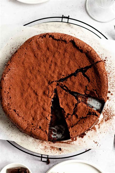 Torta Caprese (Italian Chocolate Torte) - Rich And Delish