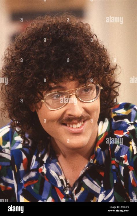 Weird al yankovic 1980s hi-res stock photography and images - Alamy