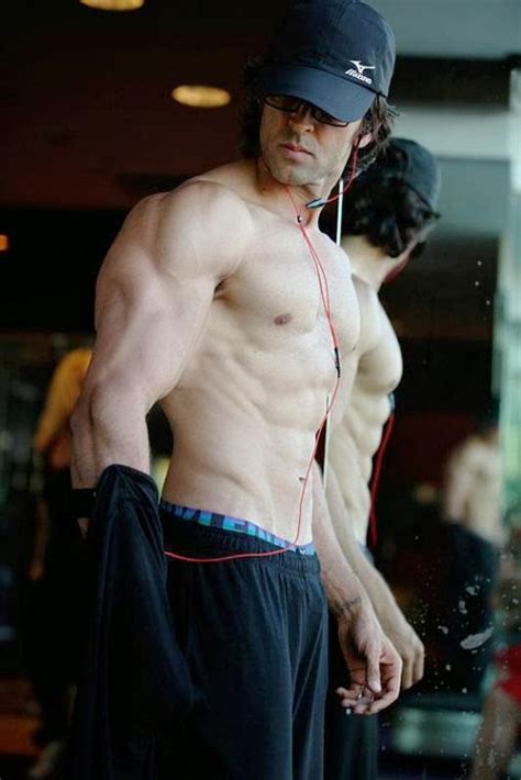 Hrithik Roshan: krrish 3 hot body pics