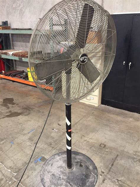 Lot #25: Industrial Heavy Duty High Velocity Pedestal Shop Fan - WireBids