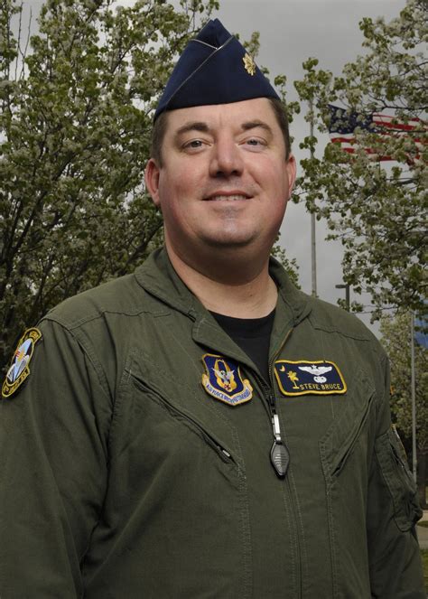 Reservist leads double life as pilot, lawyer > Air Force Reserve ...