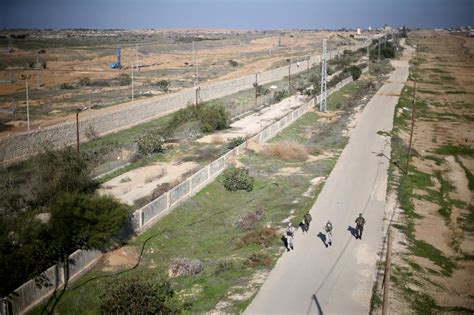 Israel says destroyed Gaza attack tunnel under Israel, Egypt borders - Egypt Independent