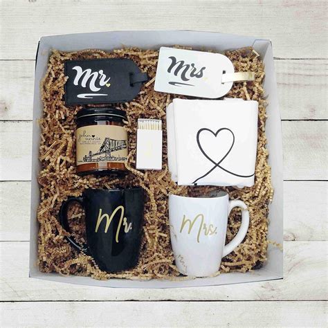 Amazon.com: Mr Mrs Wedding Gift Box Unique Wedding Gift Box Engagement Gift for Couple Gift Box ...