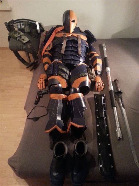 Deathstroke aby EyeofSauron 1 | Deathstroke, Deathstroke cosplay, Halloween costume contest