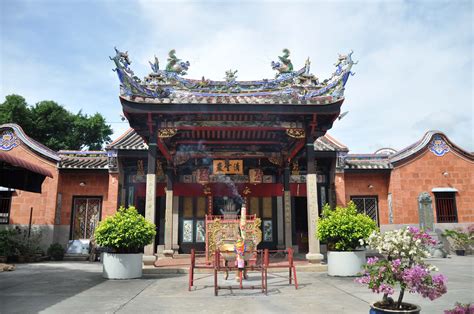 Penang 2011 - Snake Temple