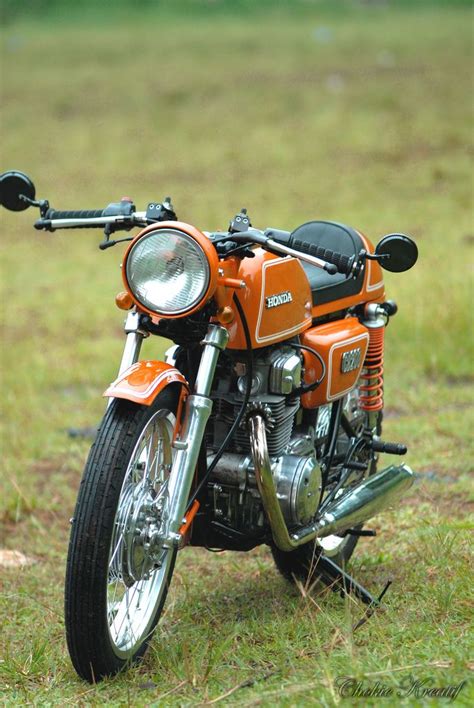 combustible-contraptions: “ Vintage Honda Cafe Racer | CB 200 ” | Cafe racer, Honda cb, Vintage ...