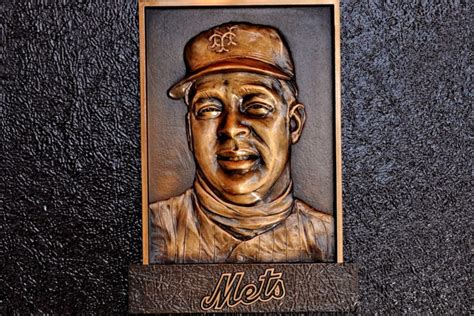 New York Mets Hall of Fame Plaques - Mets History