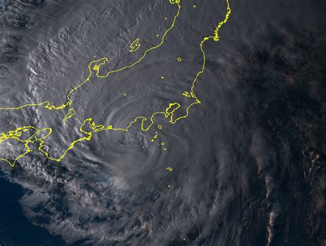 Typhoon Hagibis pounds Japan, making landfall in Tokyo area! » Severe ...