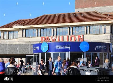 Bournemouth pavilion hi-res stock photography and images - Alamy