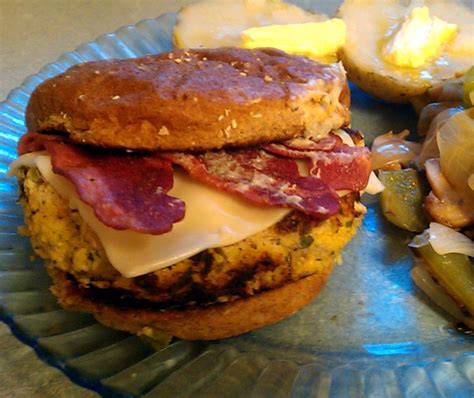 Kissing the Cook: Tuna Burgers with Lemon-Sage Aioli