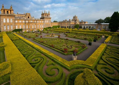 Blenheim Palace on AboutBritain.com