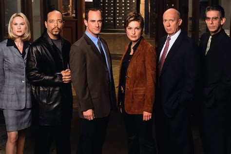 See The Original Cast of 'Law & Order: SVU': Then and Now (2015/05/15 ...