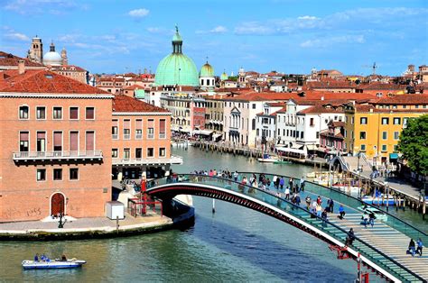 Ponte della Costituzione at Piazzale Roma in Venice, Italy - Encircle Photos