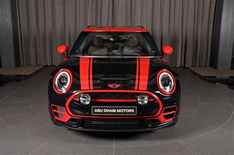 MINI Clubman JCW in Midnight Black