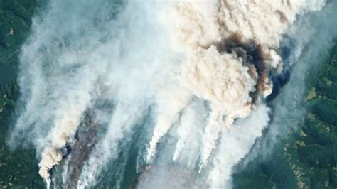 Satellite Images Capture Ravages of Oregon Wildfires