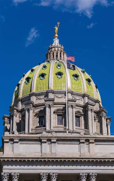 Telephoto View Pennsylvania State Capitol Dome Editorial Photography ...