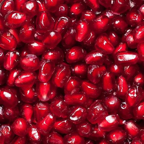 Fresh Pomegranate Arils Buy fresh pomegranate arils in Solapur Maharashtra