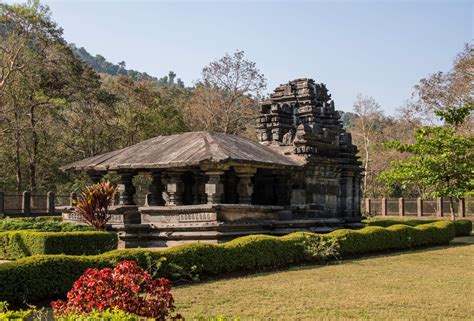 Sri Mahadev Temple Tambdisurla – Sanātan Yatri