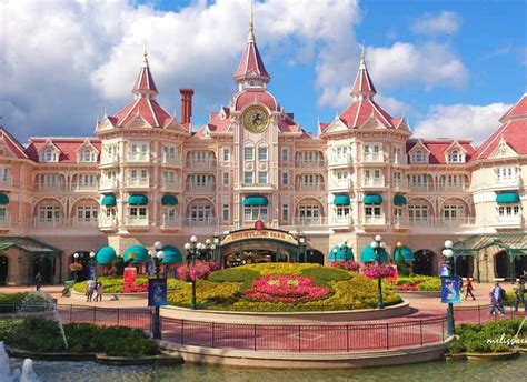 6 Hoteles dentro de Disneyland Paris