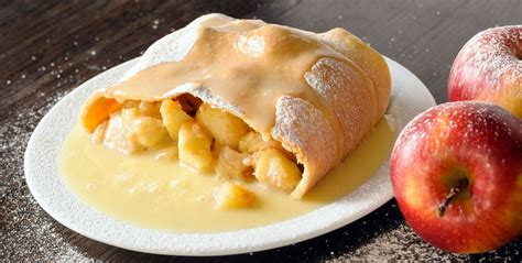 Apfelstrudel mit Vanillesauce - EMSA