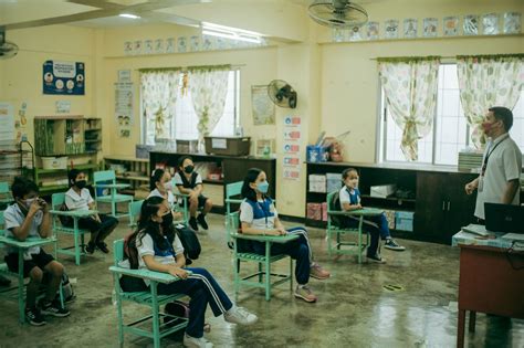 It’s safe to be in school | UNICEF Philippines