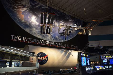 Space Station Lands in Houston in State-of-the-Art NASA Exhibit | Space