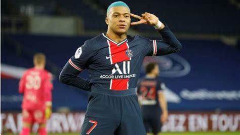 Paris St-Germain 2-0 Lorient: Kylian Mbappe and Moise Kean give PSG win ...