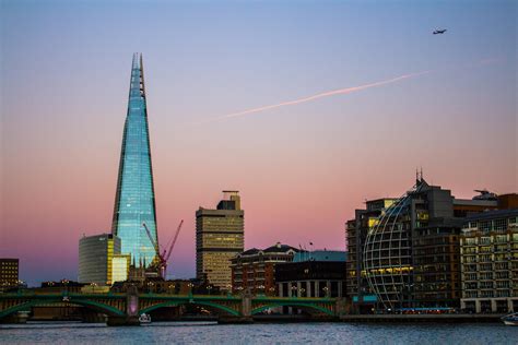 The Shard at Night, London [OC][5161x3441] : r/CityPorn