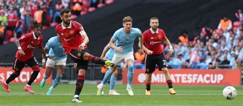 Bruno Fernandes puts in mixed performance as Manchester United suffer FA Cup final defeat - Man ...