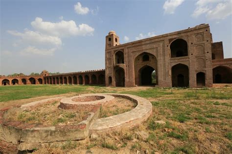 10 Historic Forts Of Punjab That You Must Visit