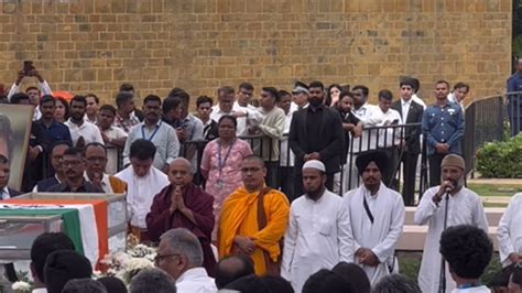 Ratan Tata Prayer Meet: Priests From Five Religions Unite To Pay Homage ...